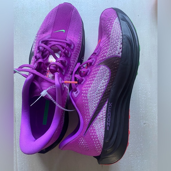 Nike Pegasus Plus "Faith Kipyegon"
Women's Road Running Shoes - Picture 8 of 10